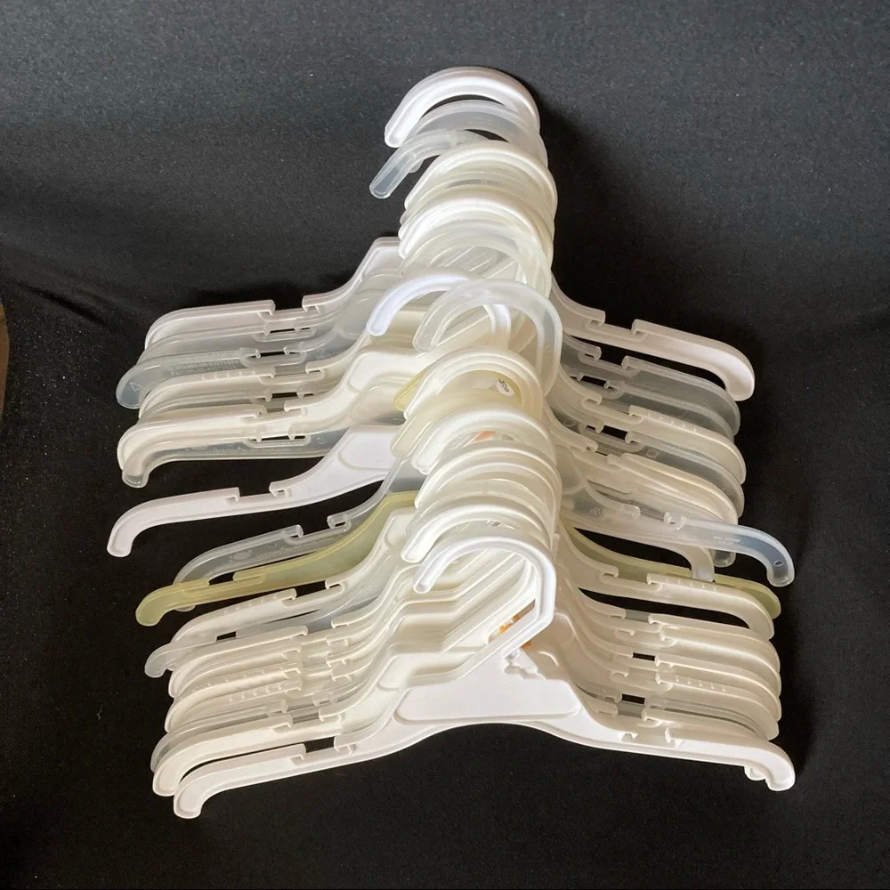 20 Children’s Plastic White & Clear Hangers